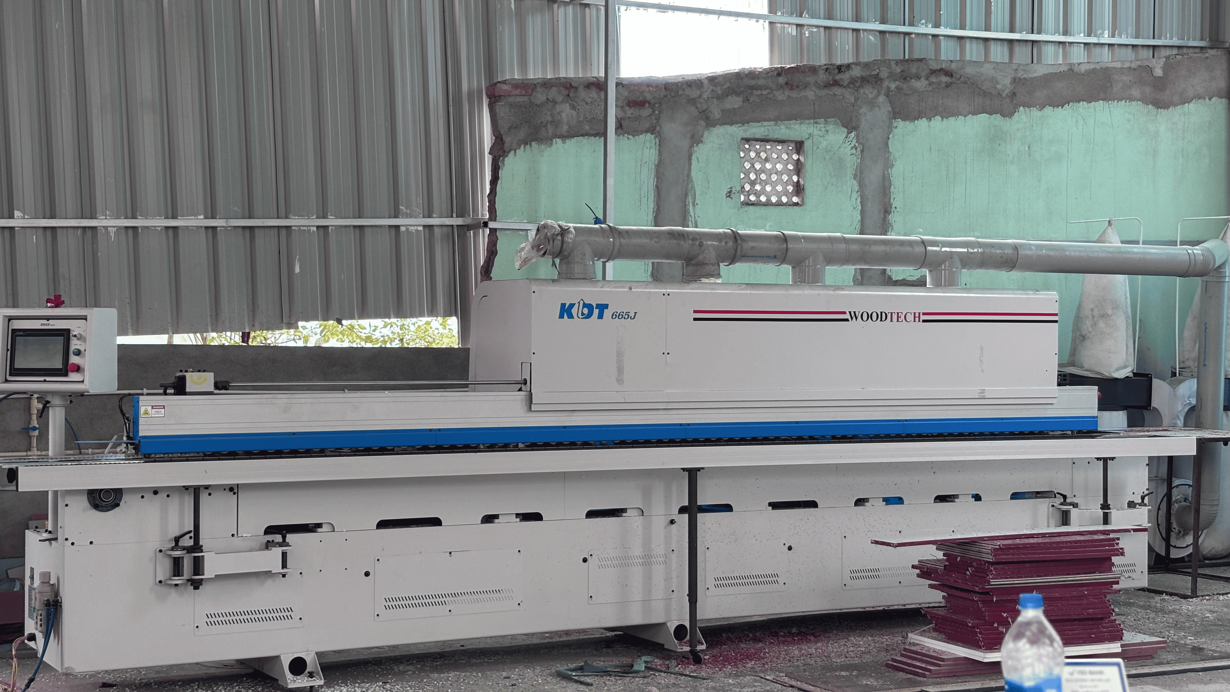 Advanced CNC machinery at ROU Interior Decor manufacturing plant
